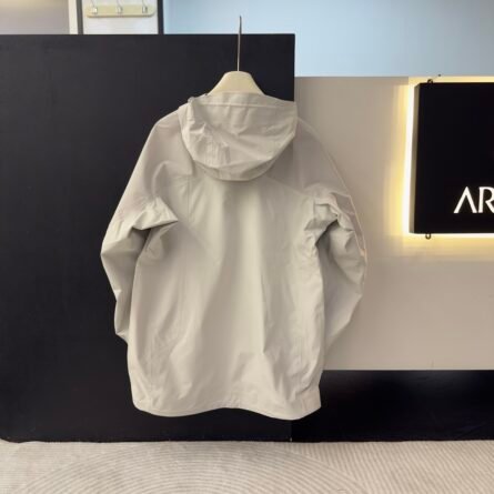 𝗔𝗥𝗖'𝗧𝗘𝗥𝗬𝗫 | 𝗙 𝗿𝗮𝘀𝗲𝗿 𝗔𝗻𝗼𝗿𝗮 𝗸 Half-zip outdoor jacket - 图片 6