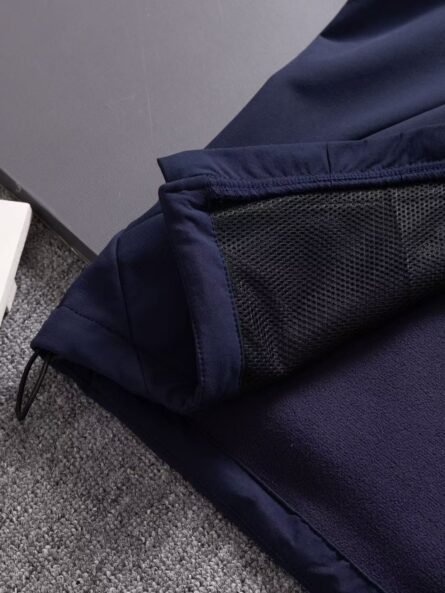 ARC'TERYX Standing Collar Outdoor Jacket - 图片 8