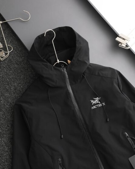 ARCTERYX spring and fall new outdoor hooded jacket punching jacket waterproof windproof jacket - 图片 7