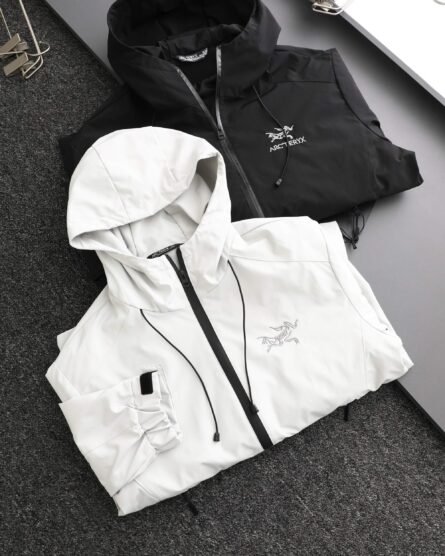 ARCTERYX spring and fall new outdoor hooded jacket punching jacket waterproof windproof jacket - 图片 9