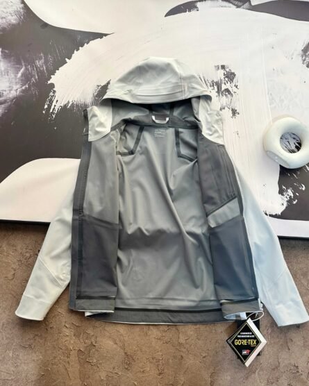 Arcteryx PROTON Sawyer Hoody Solid Color Stand Collar Hooded Business Jacket - 图片 8