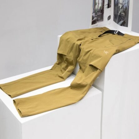 Outdoor Mountaineering Hiking Casual Pants Made of guest high-density mountaineering fabric! You will know it when you wear it! - 图片 4