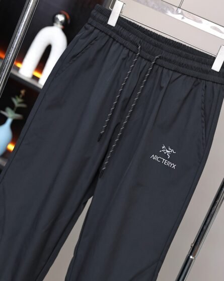 Arc'teryx American Outdoor Functional Sports Pants, four seasons versatile God pants, men and women with the same model 👫 Couples can be matched, the owner highly recommended 👍 - 图片 3