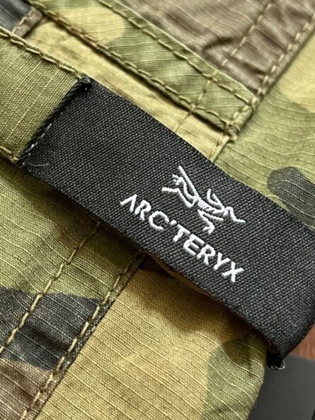 Arc'teryx Series LEAF Algpa Pant LT Straight Loose Comfort Punch Pants Men's and Women's Into c Military Style Camouflage Workwear Drawstring Pants Tide - 图片 6