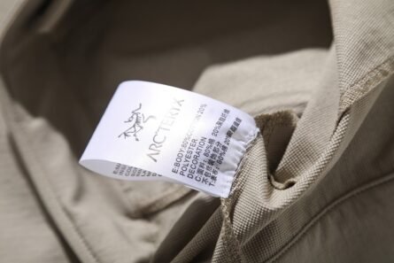 Arc'teryx Cubic Workwear Pants Classic white logo embroidered fabric upgraded composite remodeling shape to increase the outdoor function and waterproof and breathable performance so that you wear more atmosphere - 图片 15