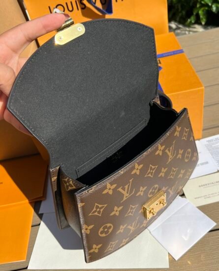 SHOW MODEL Up-to-the-minute design fan bag - 图片 7