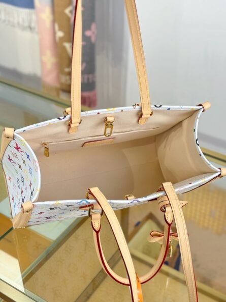 LVx TM ONTHEGO Medium Handbag - 图片 5