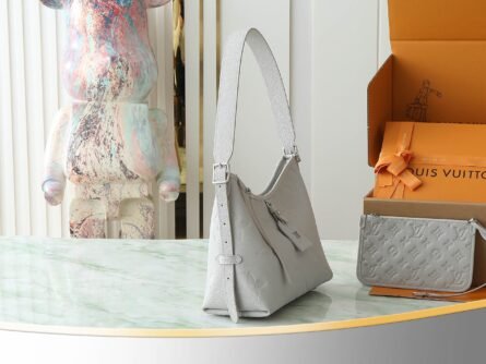 CarryAll Small Handbag  - 图片 2