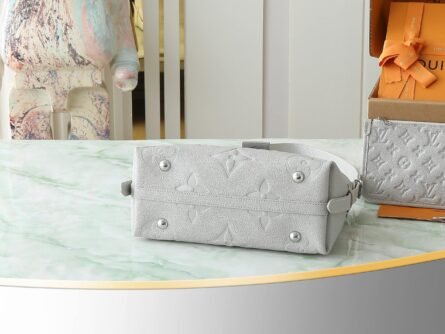 CarryAll Small Handbag  - 图片 4