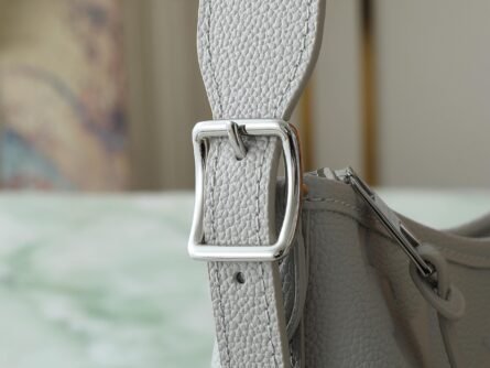 CarryAll Small Handbag  - 图片 10