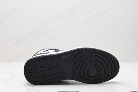 Nike Nike Air Jordan 1 Retro High OG “Black/White” - 图片 7
