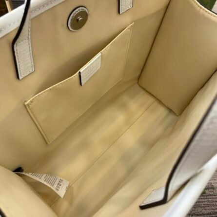 Tote bag artisanally embellished with beautiful Gucci animal prints - 图片 9