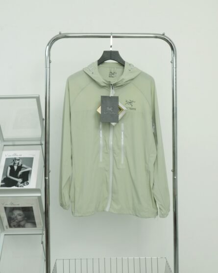 Arc'teryx sunwear is the newest summer must-have! - 图片 4