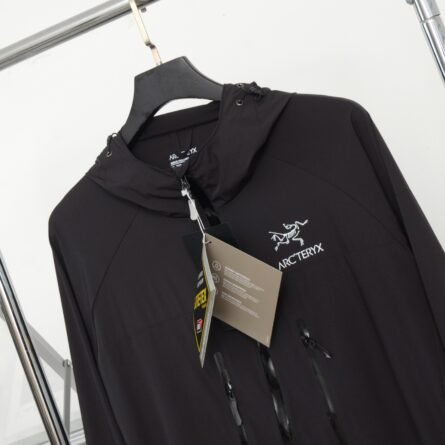 Arc'teryx sunwear is the newest summer must-have! - 图片 6