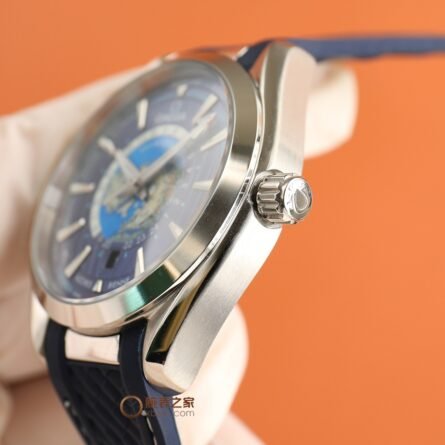 The Omega Seamaster Aqua Terra Worldtimer has been a popular - 图片 6