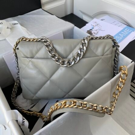 Silver chain Ohanel Fall/Winter 19Bag Combining everything classic pillow bag - 图片 2