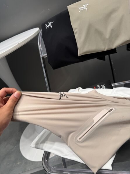 Arc'teryx Lightweight Breathable Compression Rubber - 图片 6