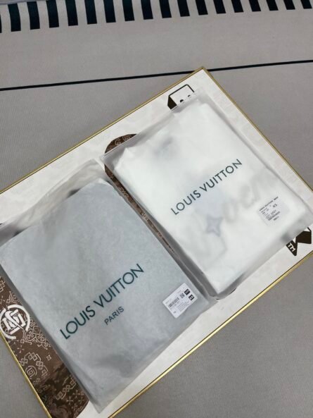 Louis Vuitton25ss beadwork handmade bead embroidery letters round neck short sleeve T-shirt - 图片 5