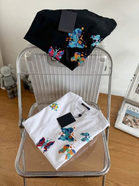 Louis Vuitton 1V 25SS Butterfly Embroidered Short Sleeve T-Shirt Couple's Style - 图片 4