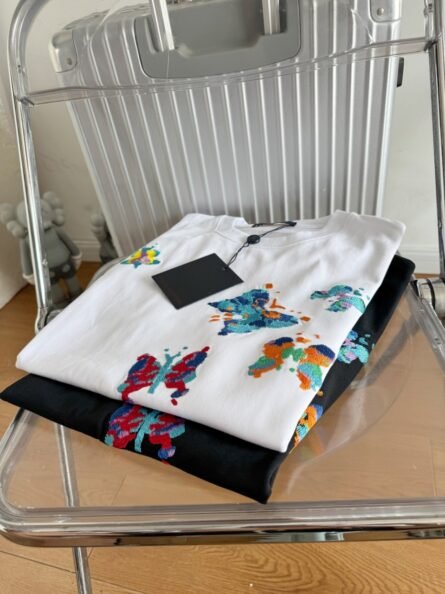 Louis Vuitton 1V 25SS Butterfly Embroidered Short Sleeve T-Shirt Couple's Style - 图片 7