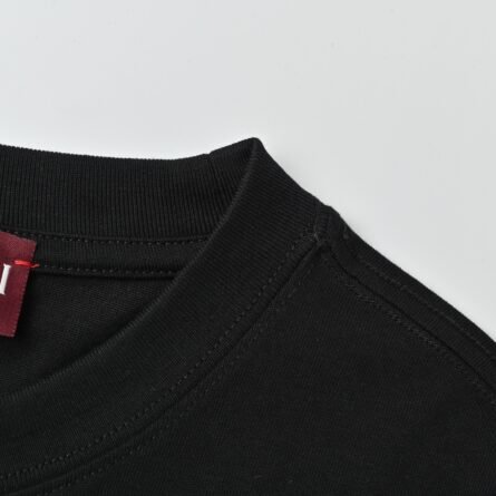 Gucci Simple Letter Embroidered Logo Pattern Short Sleeve - 图片 10